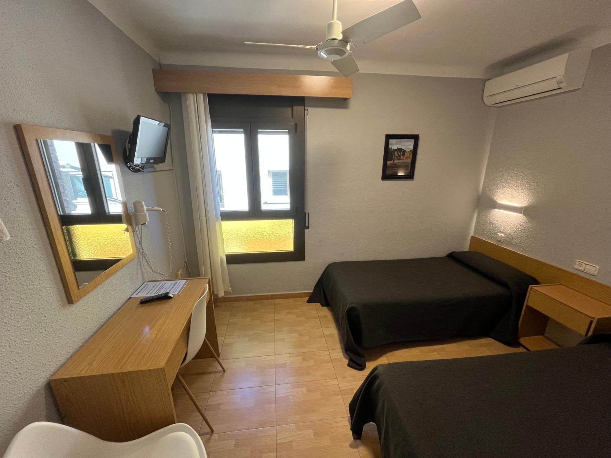 Hostal Tarres Anglés Dış mekan fotoğraf