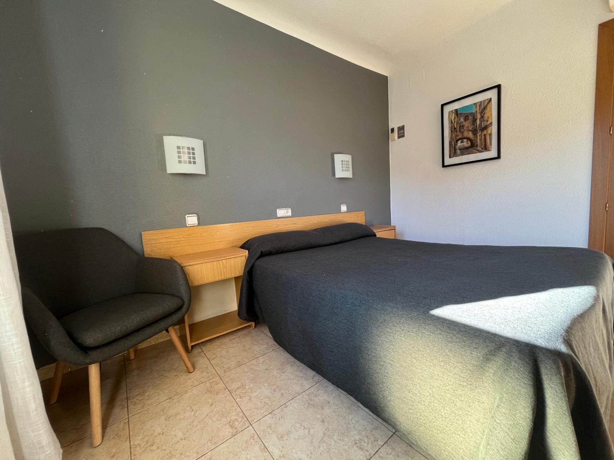 Hostal Tarres Anglés Oda fotoğraf