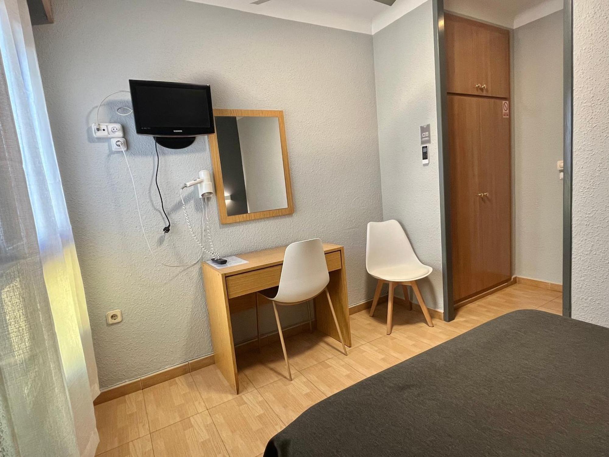 Hostal Tarres Anglés Dış mekan fotoğraf
